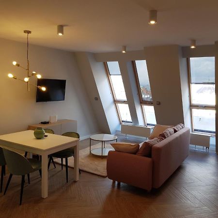 Oisin Wroclaw Apartamento Exterior foto